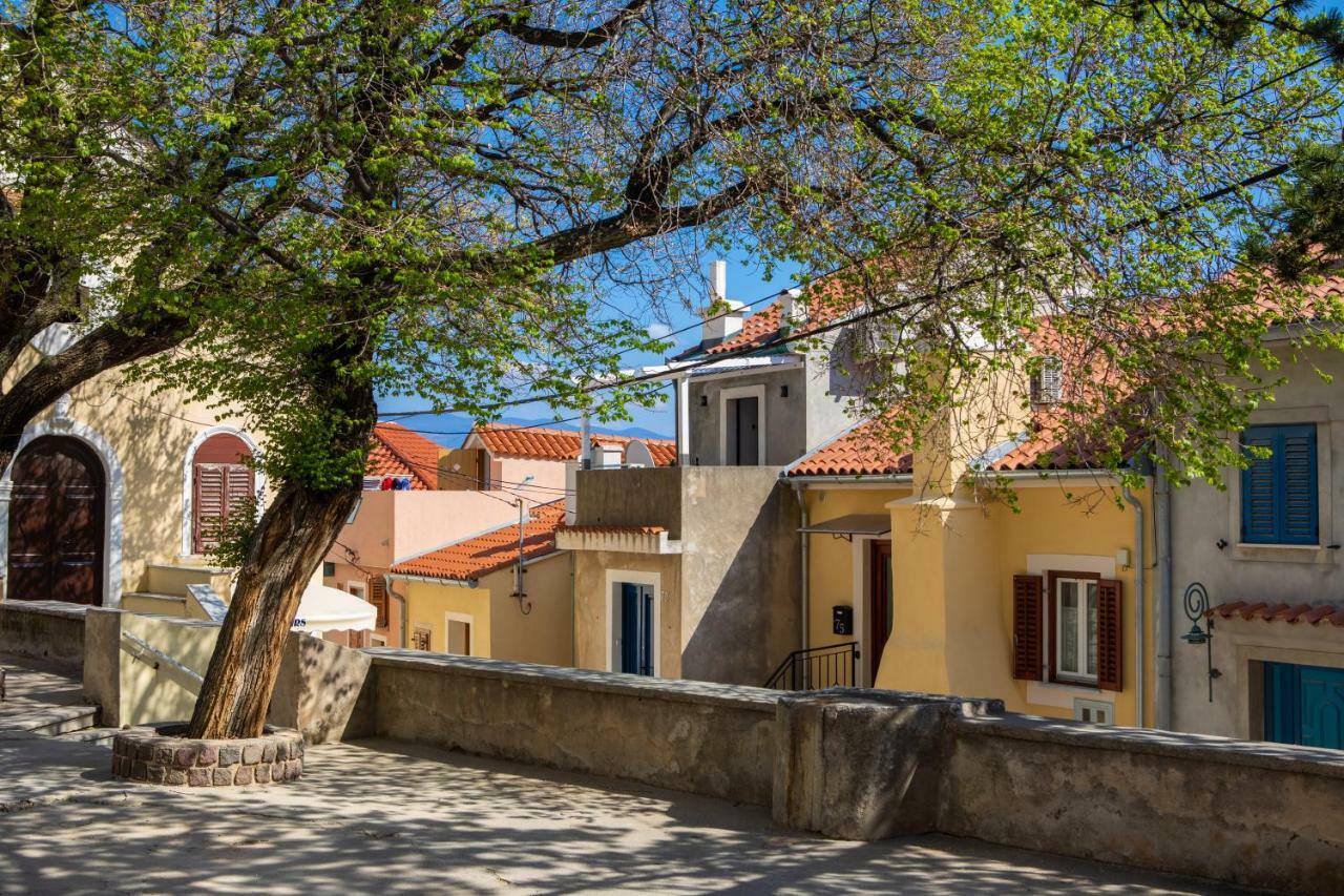 Little House In Baska Apartman Kültér fotó