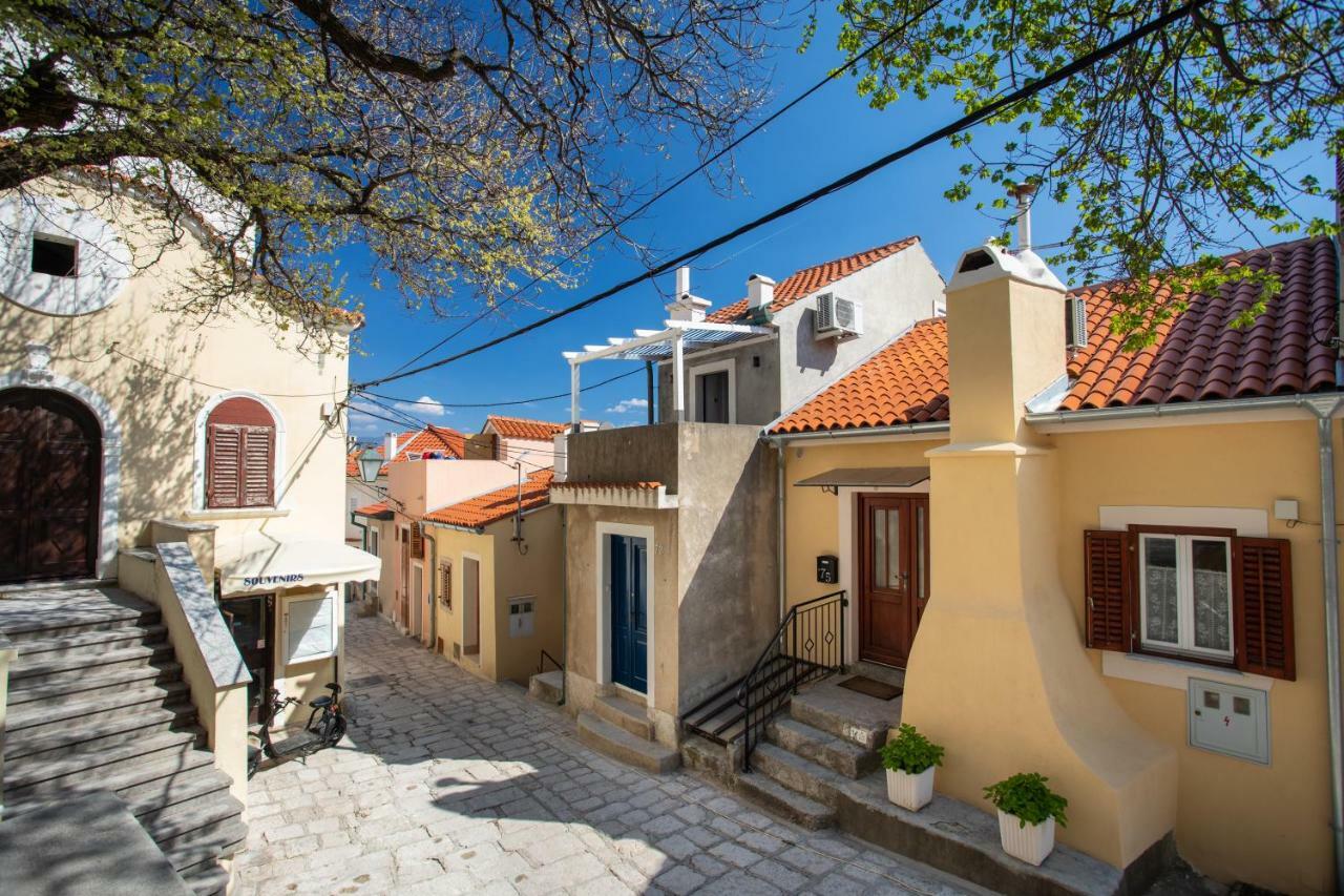 Little House In Baska Apartman Kültér fotó